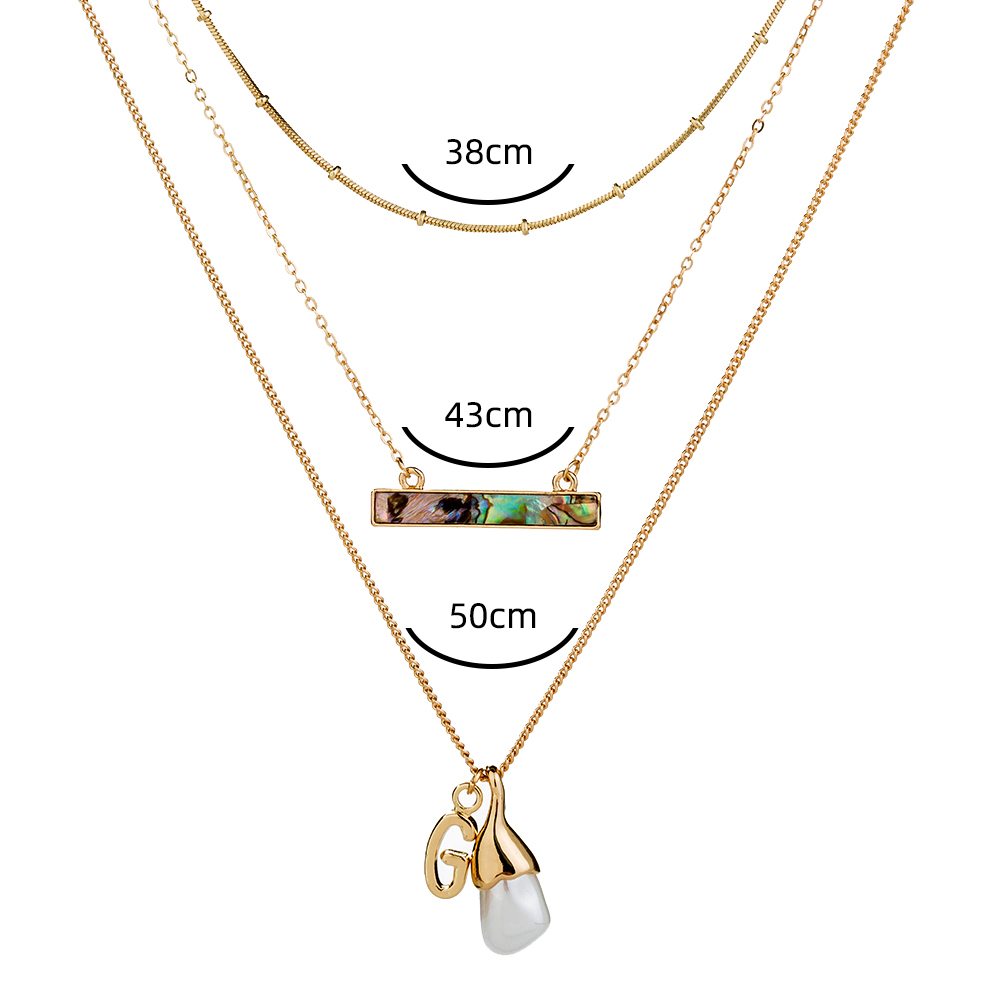 Elegant Lady Geometric Moon Copper Copper Alloy Wholesale Layered Necklaces display picture 5