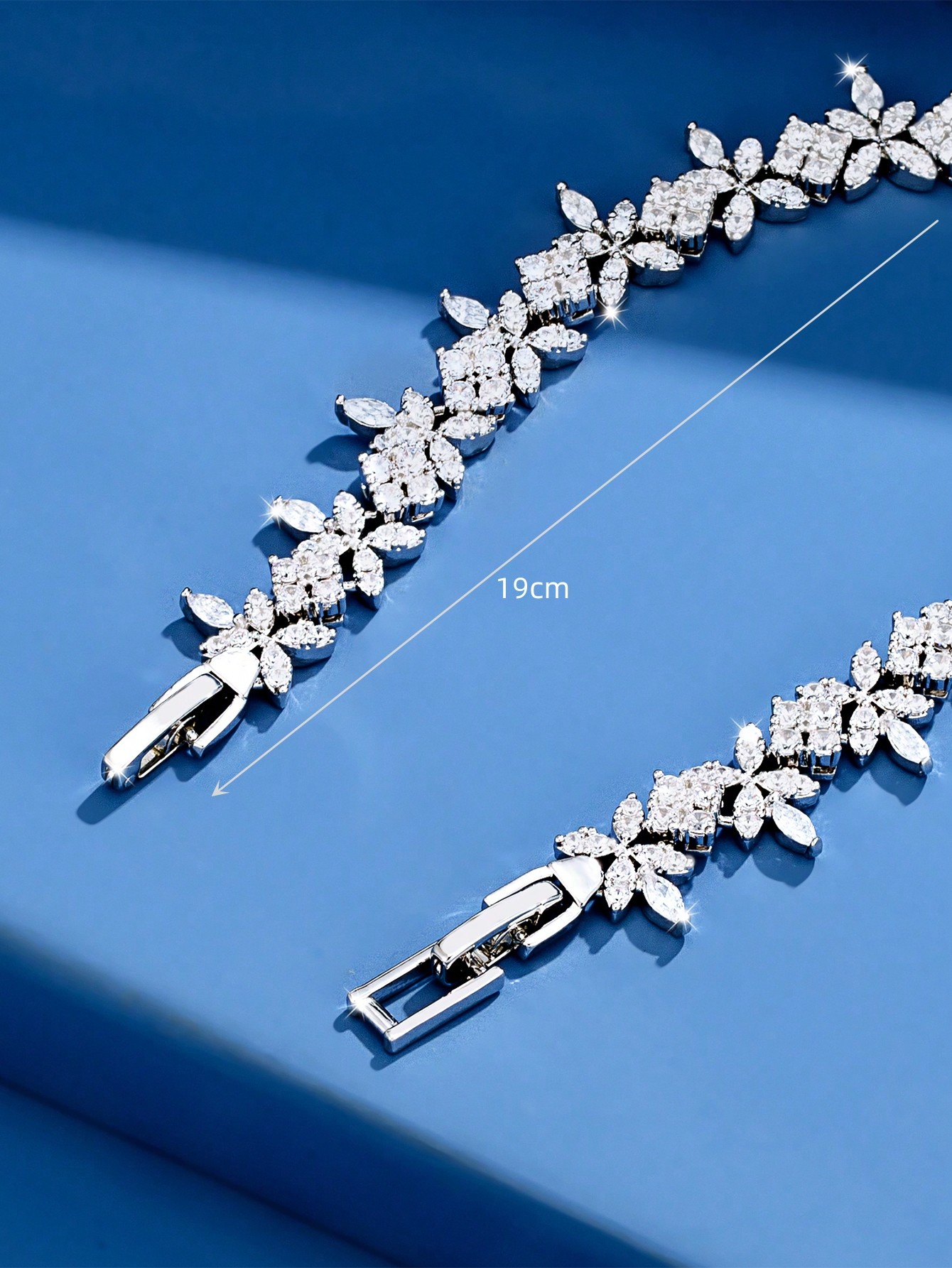 Elegant Glam Geometric Solid Color Brass White Gold Plated Zircon Bracelets In Bulk display picture 4