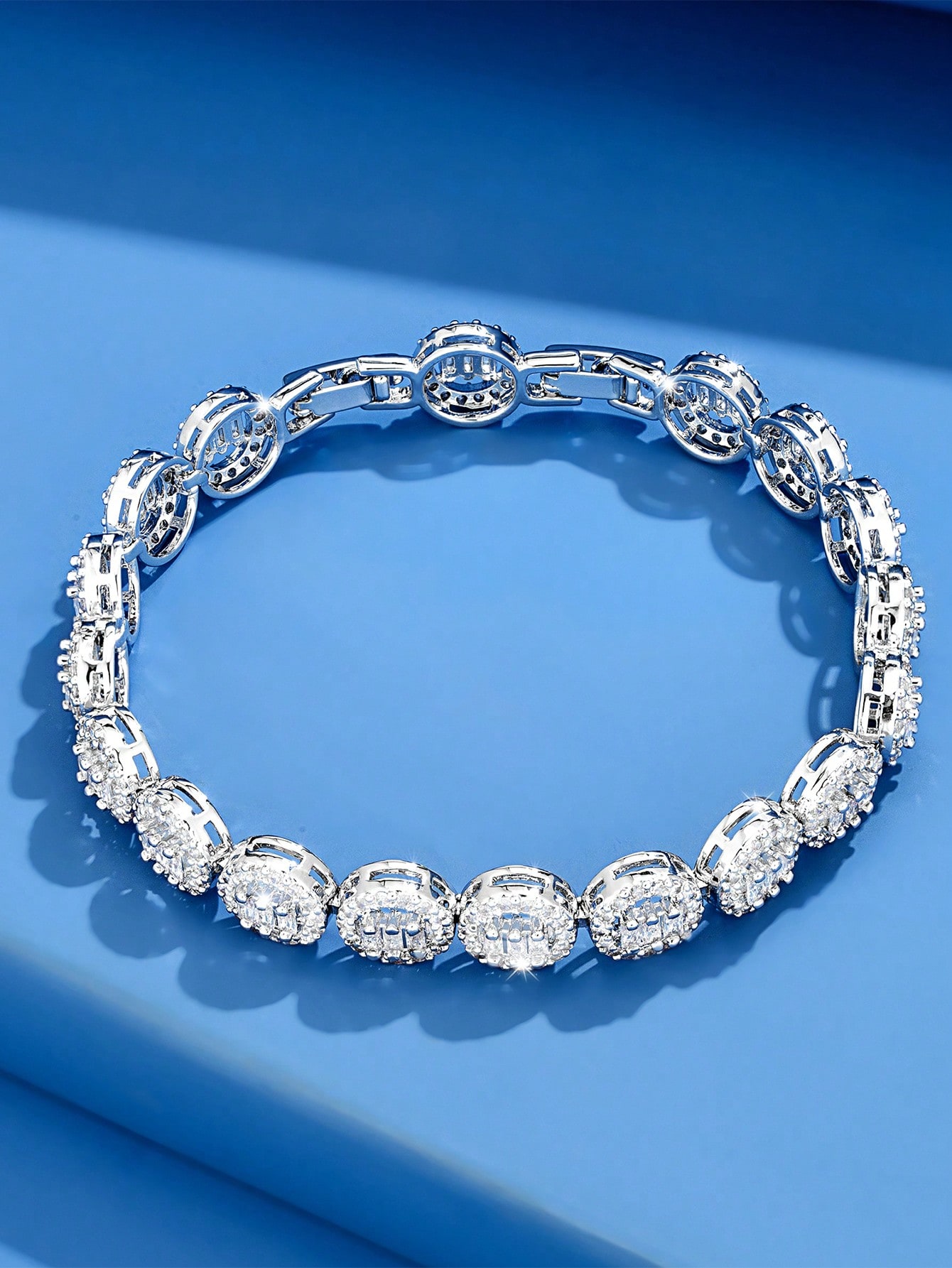 Elegant Glam Solid Color Brass White Gold Plated Zircon Bracelets In Bulk display picture 3