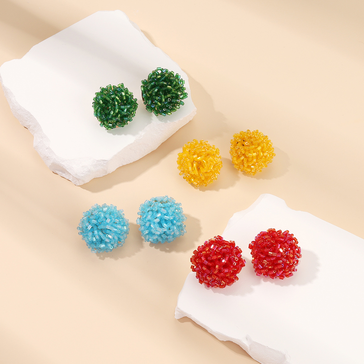 1 Pair Retro Geometric Alloy Ear Studs display picture 2