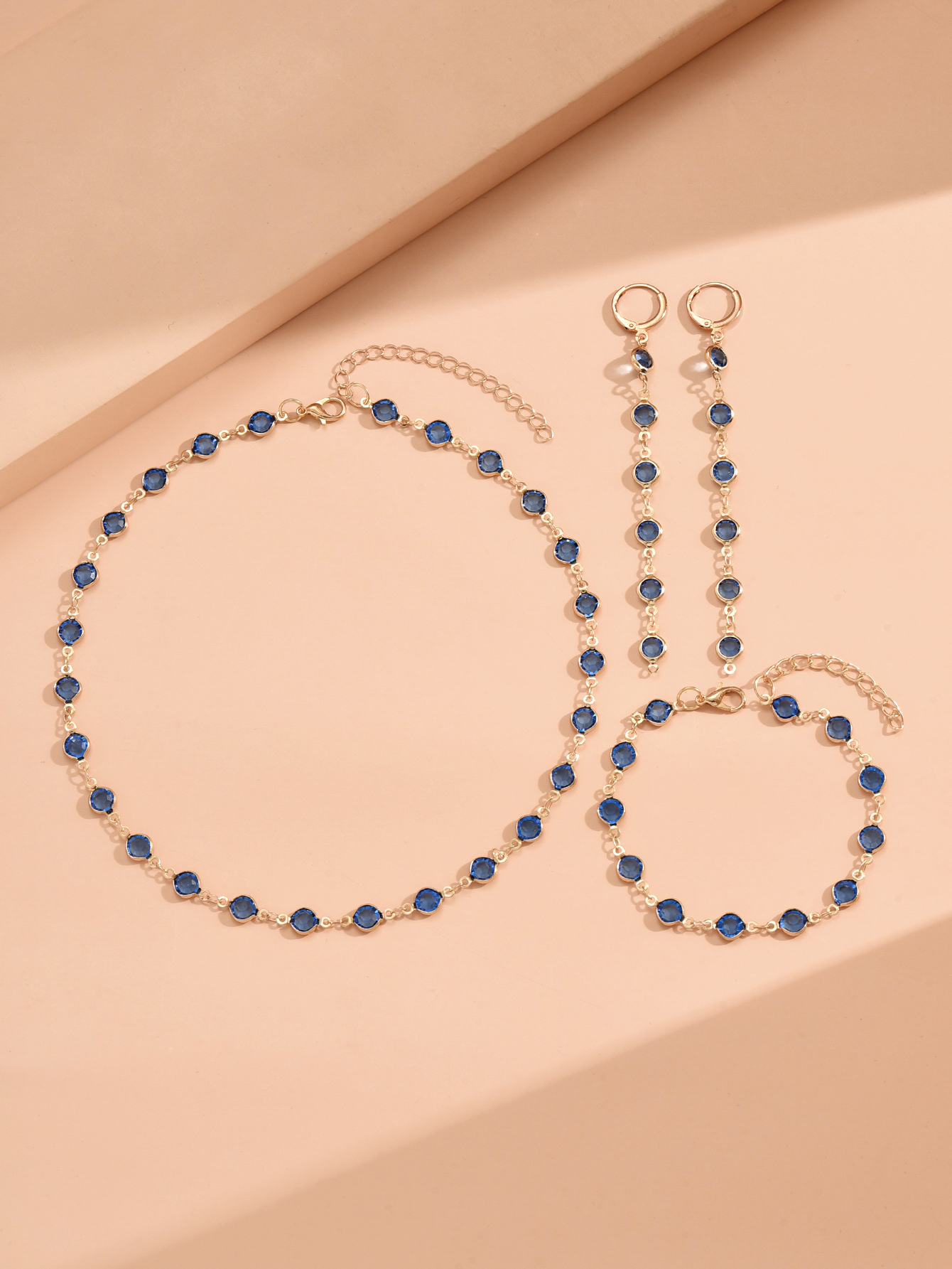 Elegant Geometric Alloy Plastic Women's Bracelets Earrings Necklace display picture 6