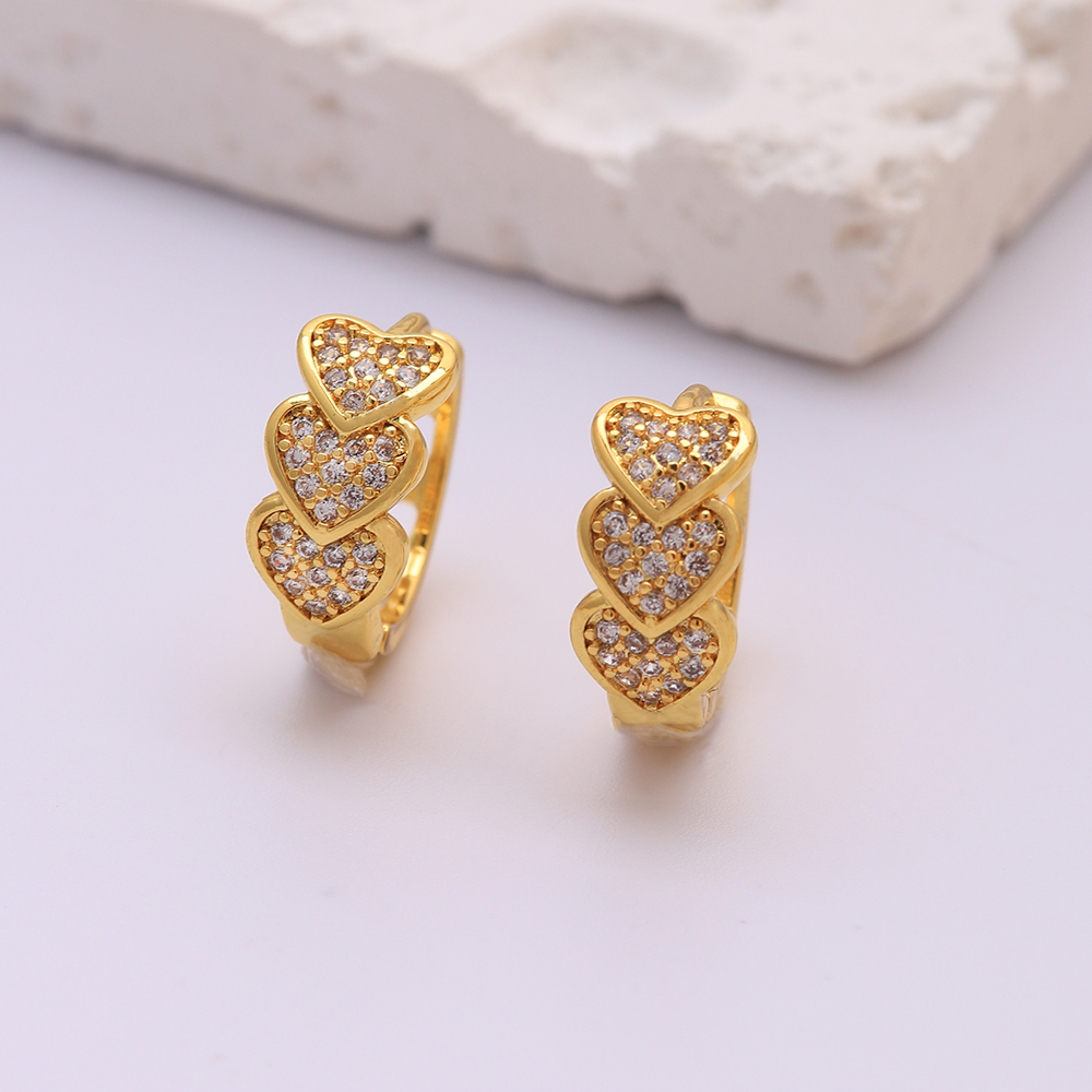 1 Pair Elegant Romantic Colorful Star Heart Shape Plating Hollow Out Inlay Metal Copper Zircon 18k Gold Plated Hoop Earrings display picture 9