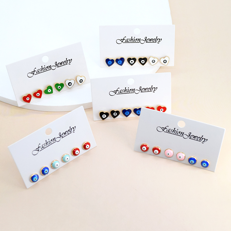 1 Set Cute Simple Style Heart Shape Alloy Ear Studs display picture 7