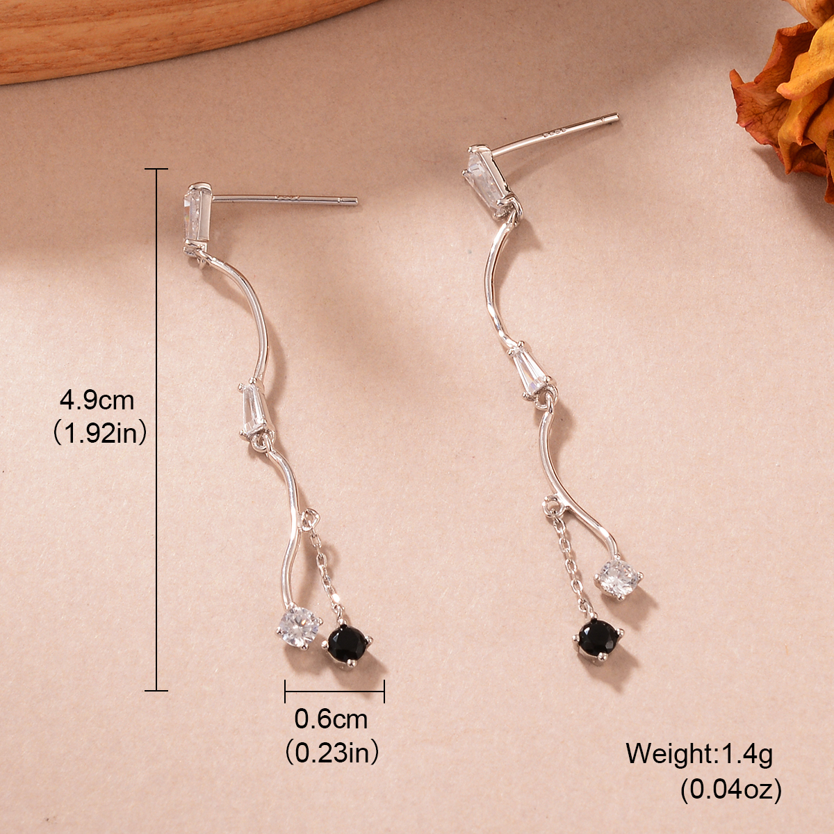 1 Pair Simple Style Curve Tassel Tassel Plating Inlay Copper Zircon White Gold Plated Drop Earrings display picture 6