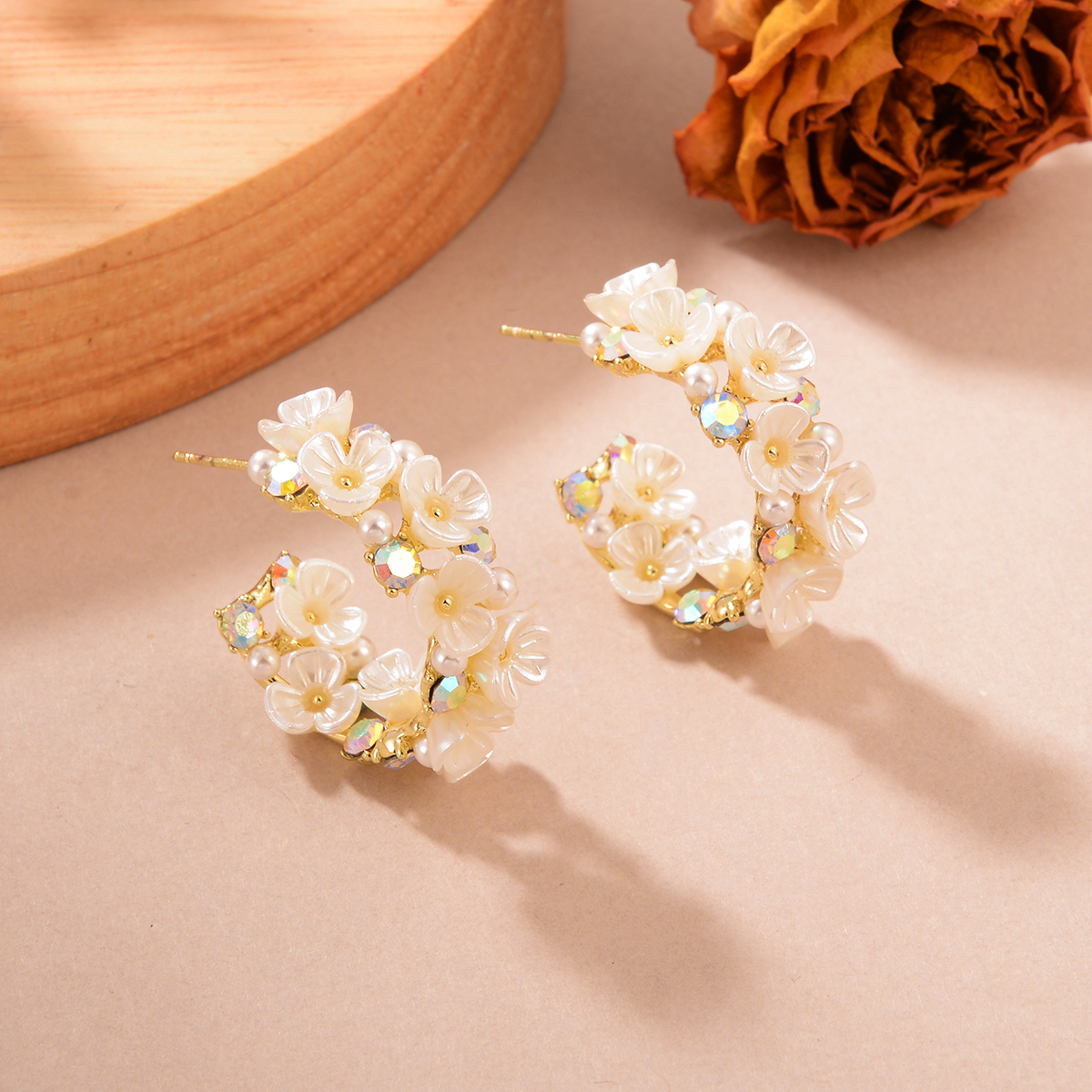 1 Pair Casual Elegant Flower Plating Alloy Rhinestones Pearl 14k Gold Plated Ear Studs display picture 2