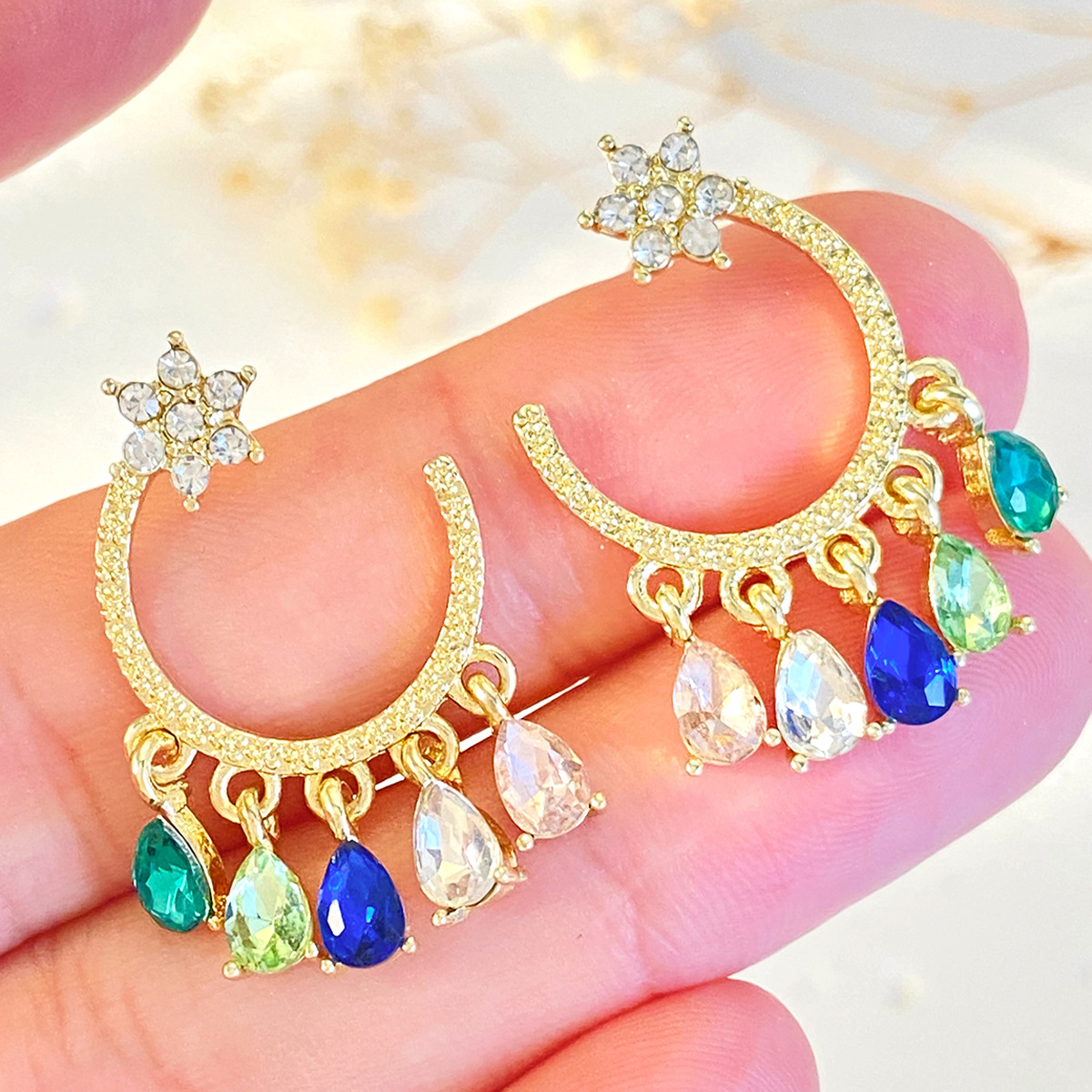 1 Pair Ig Style Vintage Style Geometric Water Droplets Plating Alloy Ear Studs display picture 3