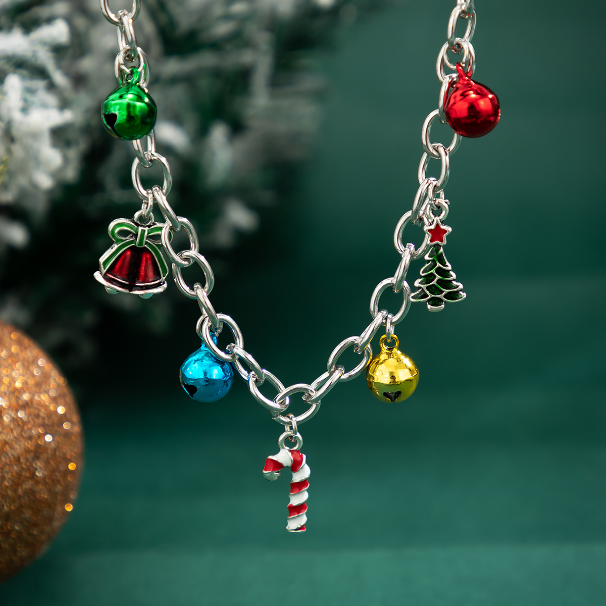 Wholesale Jewelry Casual Cartoon Style Christmas Tree Bell Alloy Iron Pendant Necklace display picture 5