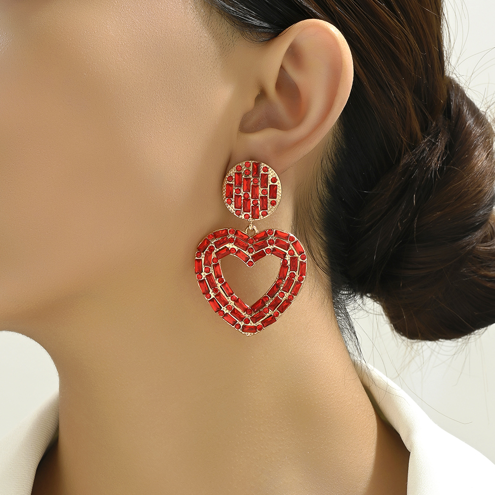 1 Pair Elegant Luxurious Lady Heart Shape Plating Inlay Zinc Alloy Rhinestones Drop Earrings display picture 7