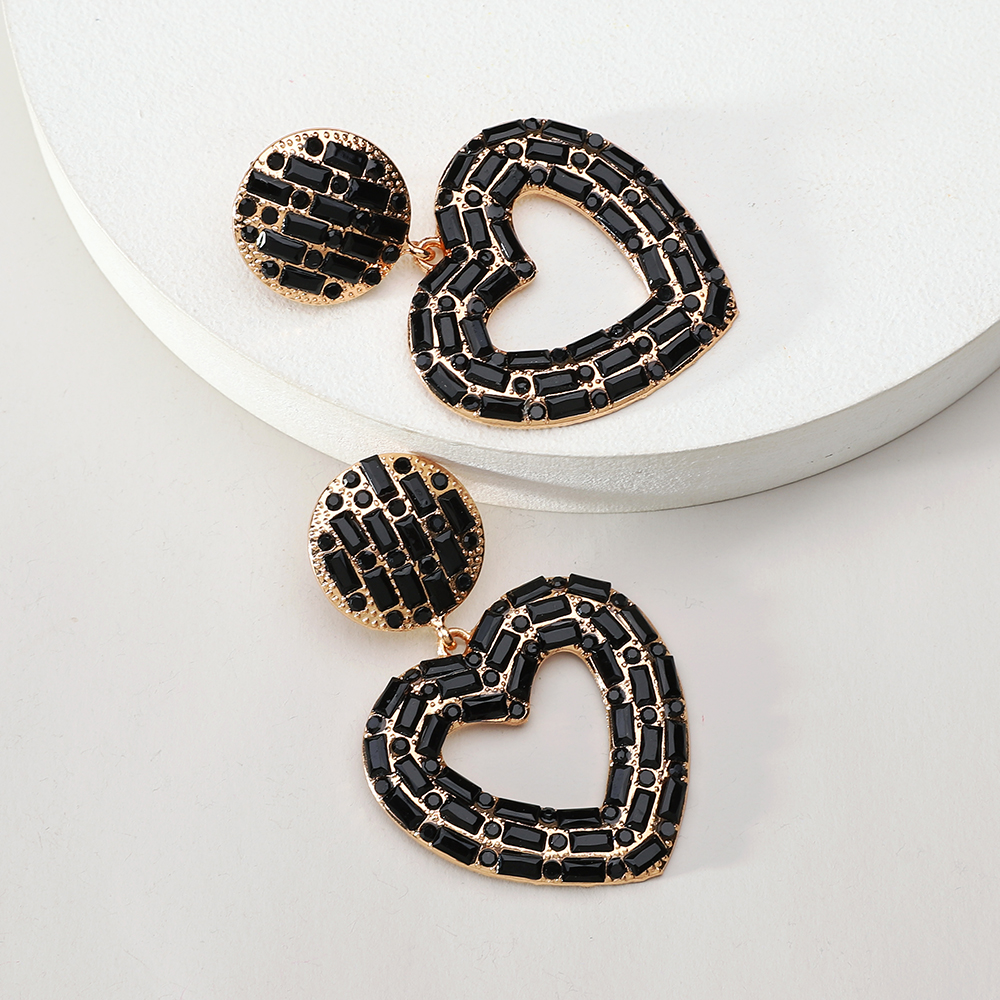 1 Pair Elegant Luxurious Lady Heart Shape Plating Inlay Zinc Alloy Rhinestones Drop Earrings display picture 9