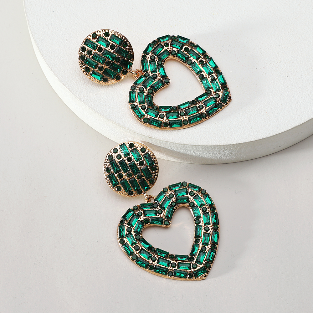 1 Pair Elegant Luxurious Lady Heart Shape Plating Inlay Zinc Alloy Rhinestones Drop Earrings display picture 10