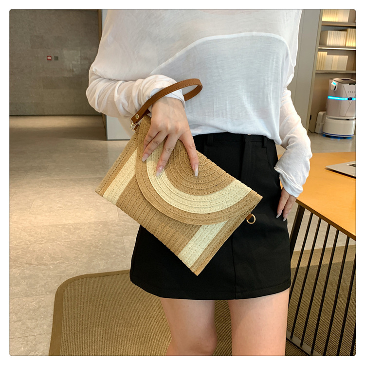 Women's Paper String Solid Color Vacation Square Magnetic Buckle Straw Bag display picture 3
