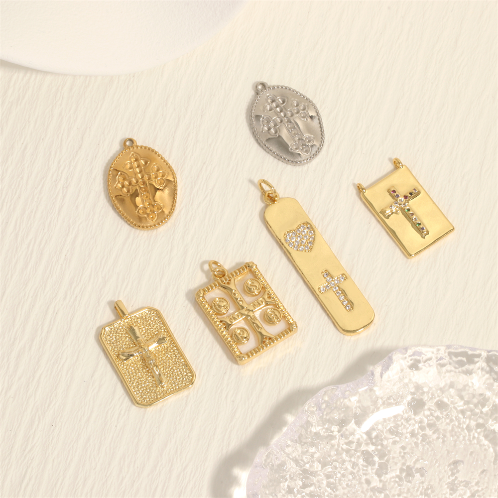 Hip-hop Simple Style Cross Copper Plating Inlay Zircon 18k Gold Plated Charms display picture 2