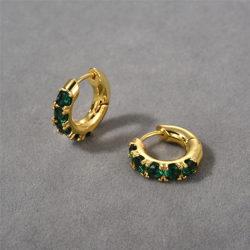 1 Pair Elegant Vintage Style Round Plating Inlay Copper Zircon Gold Plated Hoop Earrings display picture 5