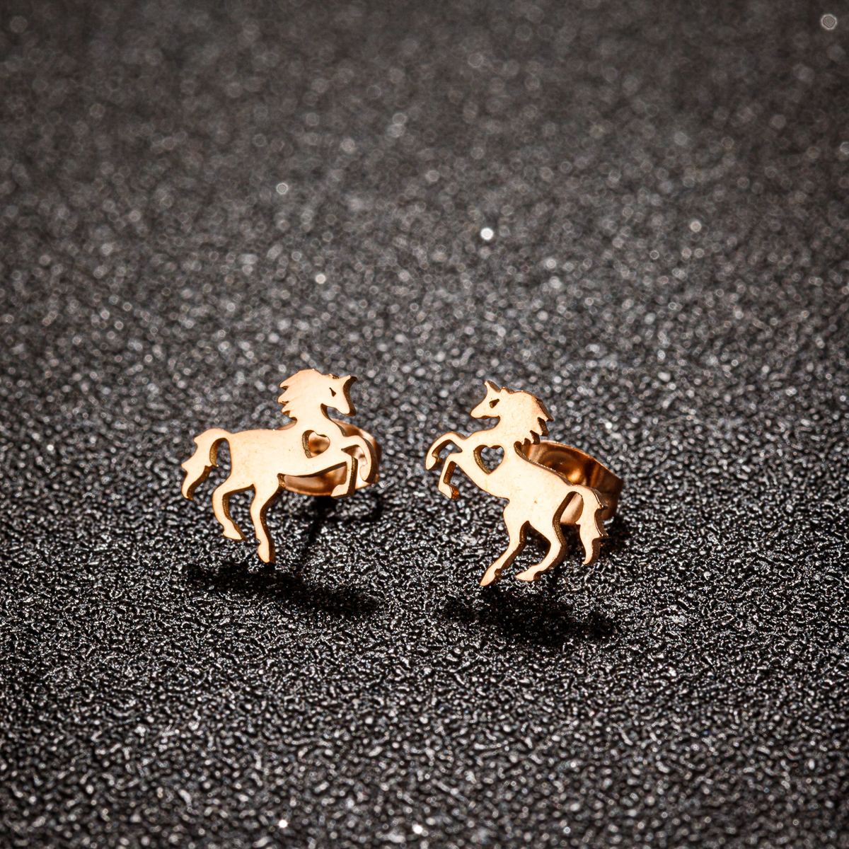 1 Pair Cute Sweet Animal Horse Plating Hollow Out Stainless Steel 18k Gold Plated Ear Studs display picture 7
