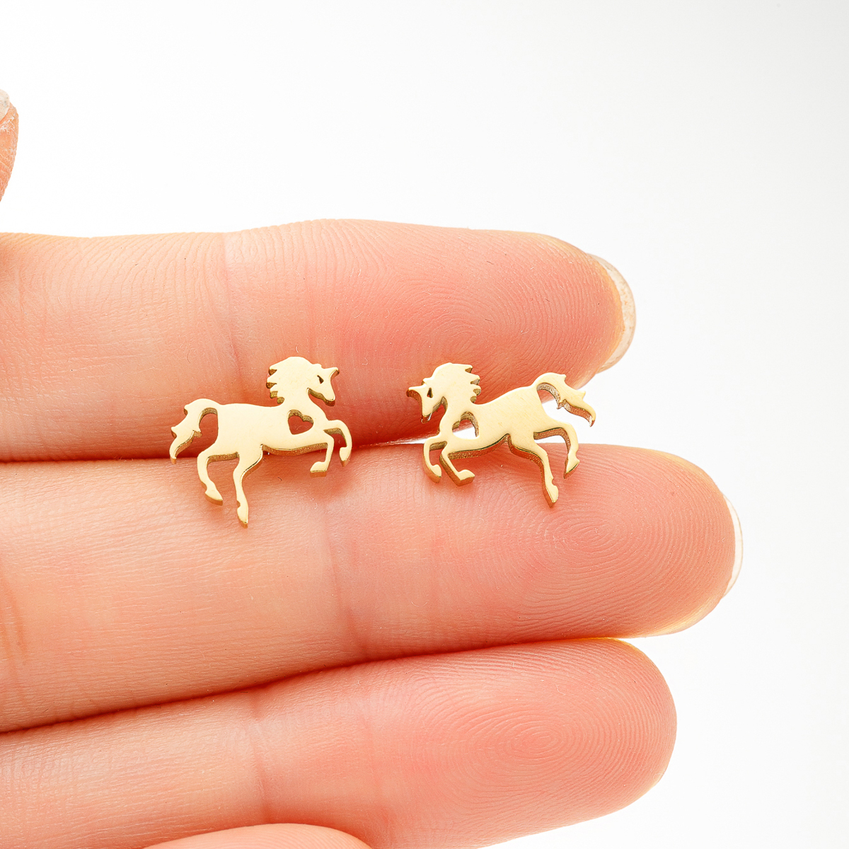 1 Pair Cute Sweet Animal Horse Plating Hollow Out Stainless Steel 18k Gold Plated Ear Studs display picture 5