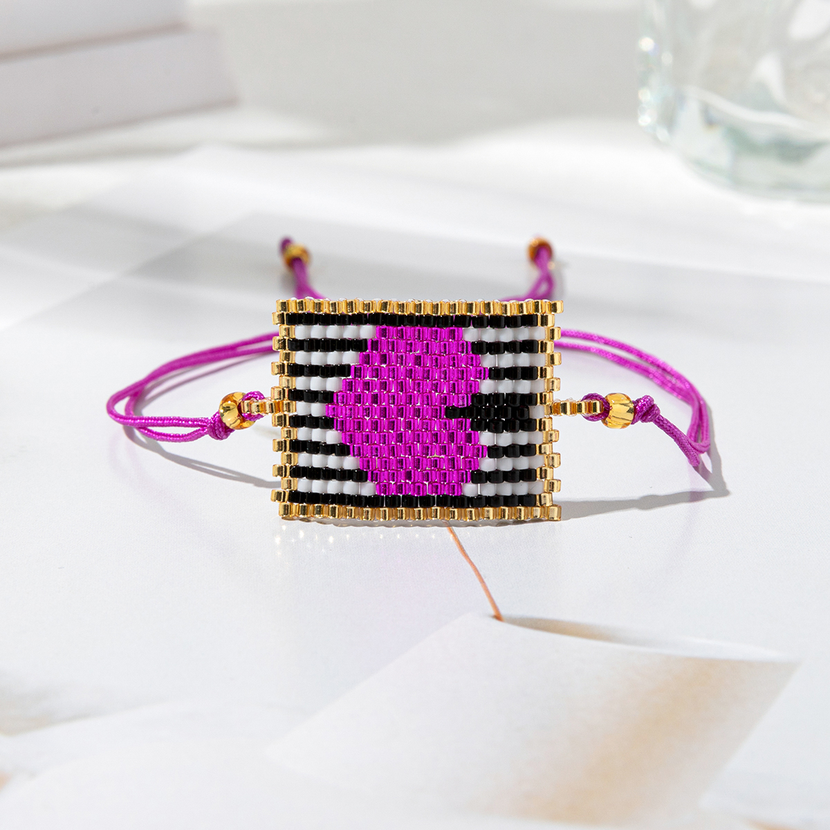 Ig Style Ethnic Style Geometric Heart Shape Glass Handmade Unisex Bracelets display picture 2