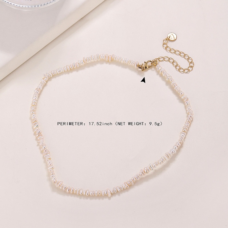 Elegant Sweet Geometric Solid Color Baroque Pearls Beaded Necklace display picture 2