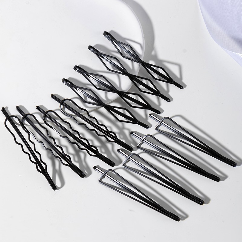 Women's Simple Style Geometric Solid Color Metal Plating Hair Clip display picture 3