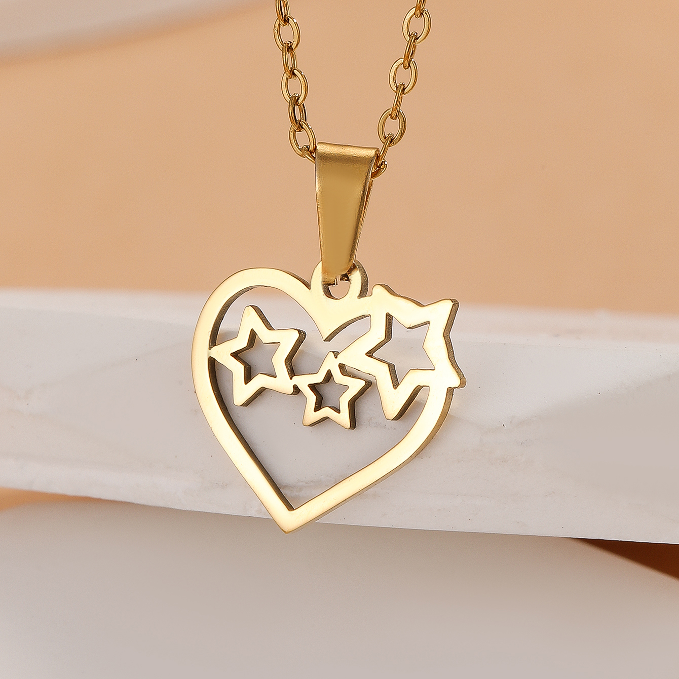 Vintage Style Pentagram Heart Shape Stainless Steel Plating 18k Gold Plated Pendant Necklace display picture 4