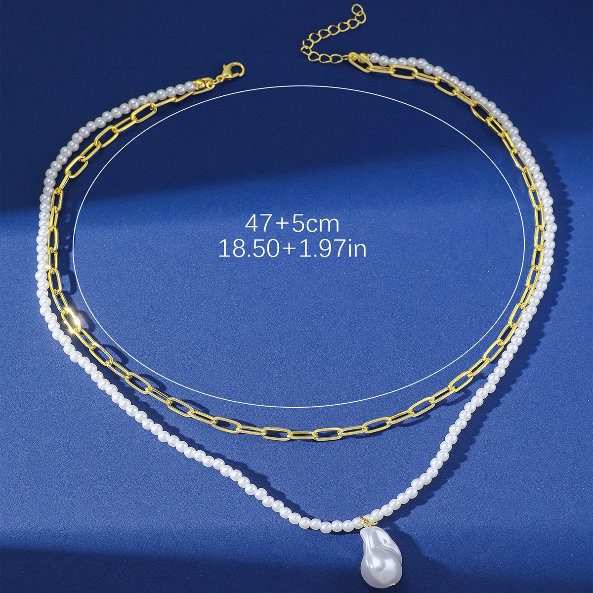 Einfacher Stil Geometrisch Einfarbig Künstliche Perle Kupfer Vergoldet Halskette Mit Anhänger In Masse display picture 1