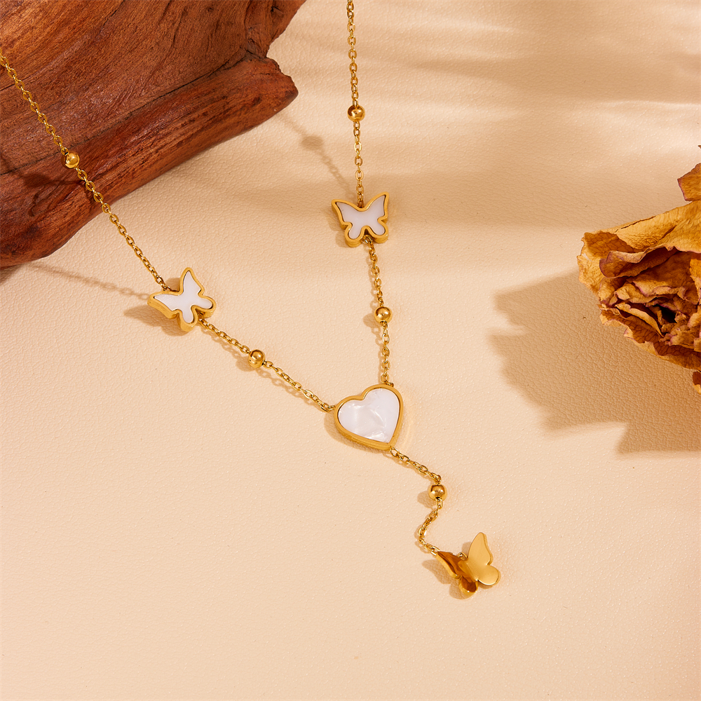 Acero Titanio Chapados en oro de 18k Elegante Enchapado Color Sólido Mariposa Acrílico Collar Colgante display picture 4