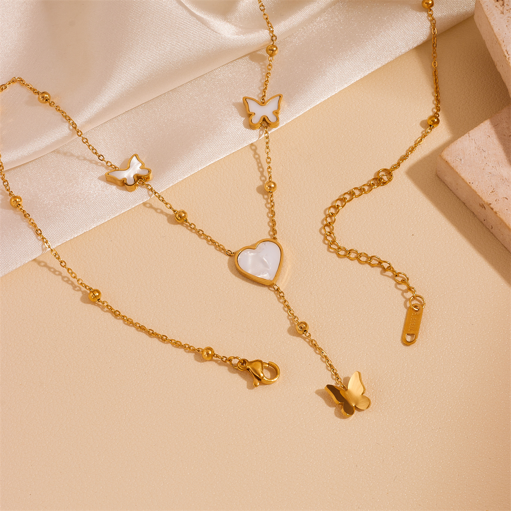 Acero Titanio Chapados en oro de 18k Elegante Enchapado Color Sólido Mariposa Acrílico Collar Colgante display picture 5
