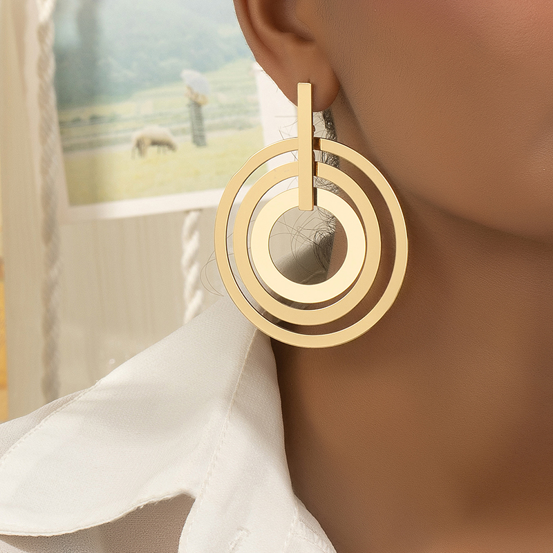 1 Pair Simple Style Round Plating Alloy Gold Plated Drop Earrings display picture 10