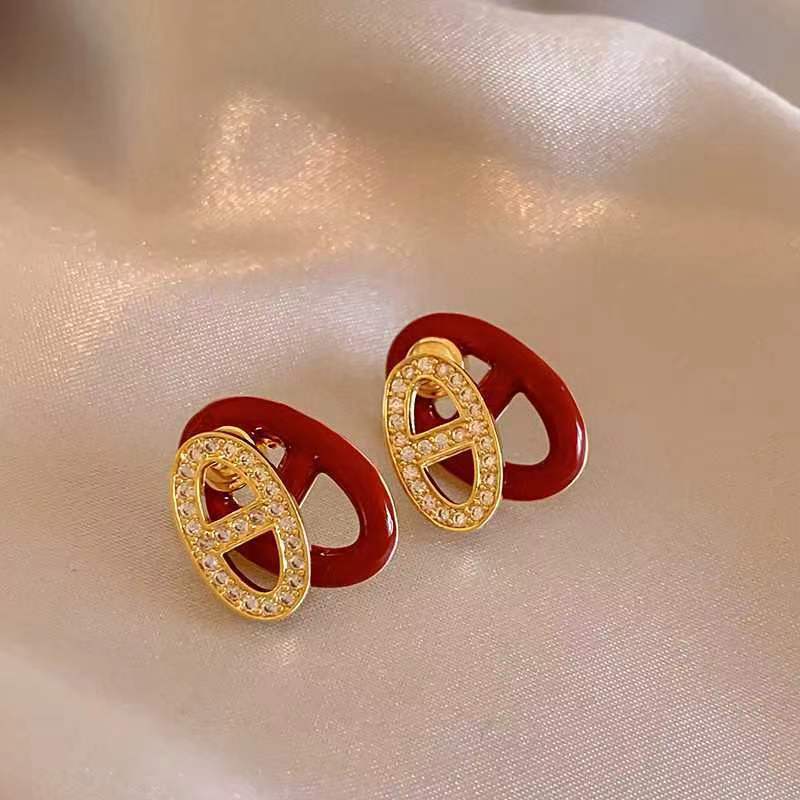1 Pair Classical Retro Letter Plating Inlay Alloy Rhinestones Gold Plated Silver Plated Ear Studs display picture 3