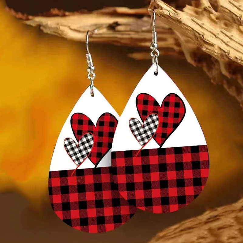 1 Paire À La Française Romantique Plaid Les Gouttelettes D'Eau Forme De Cœur Faux Cuir Boucles D'oreilles display picture 4