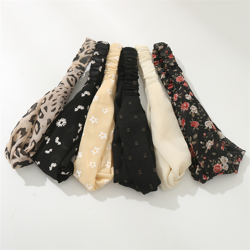 Women's Vintage Style Printing Flower Cloth Hair Band display picture 4