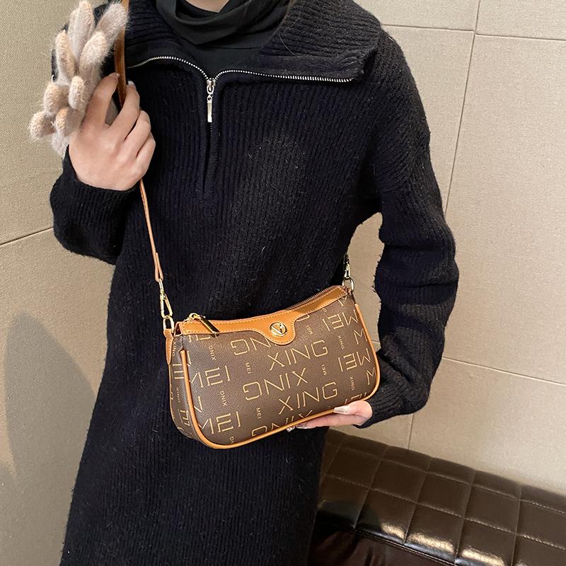 Women's Pu Leather Printing Vintage Style Square Zipper Shoulder Bag Square Bag Underarm Bag display picture 20