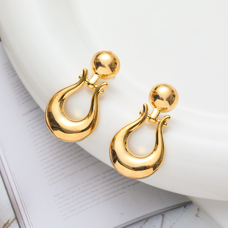 1 Pair Modern Style Korean Style Geometric Plating Copper Drop Earrings display picture 3