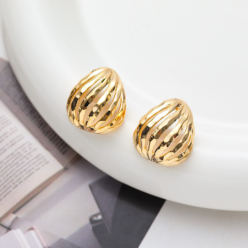 1 Pair Basic Modern Style Geometric Plating Copper Ear Studs display picture 3