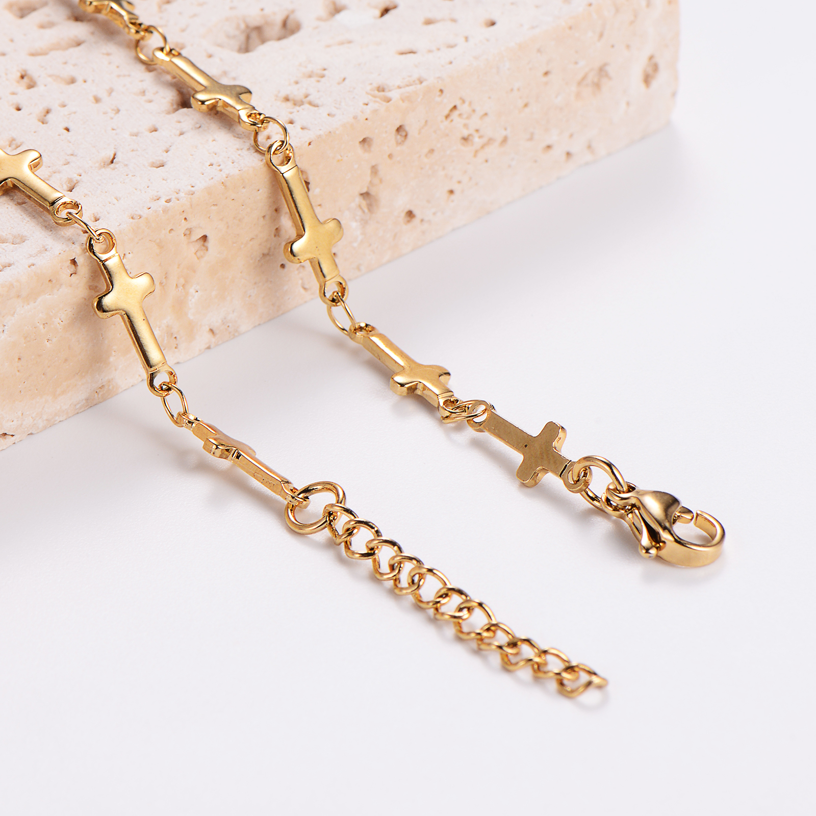 Elegant Streetwear Cross 304 Stainless Steel 18K Gold Plated Bracelets In Bulk display picture 4