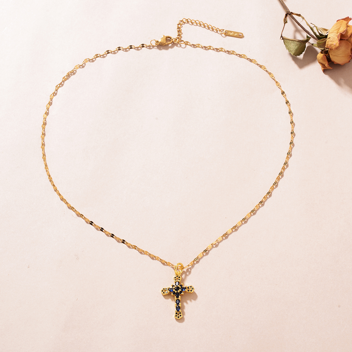 Classical Retro Cross Copper 18k Gold Plated Zircon Pendant Necklace In Bulk display picture 6