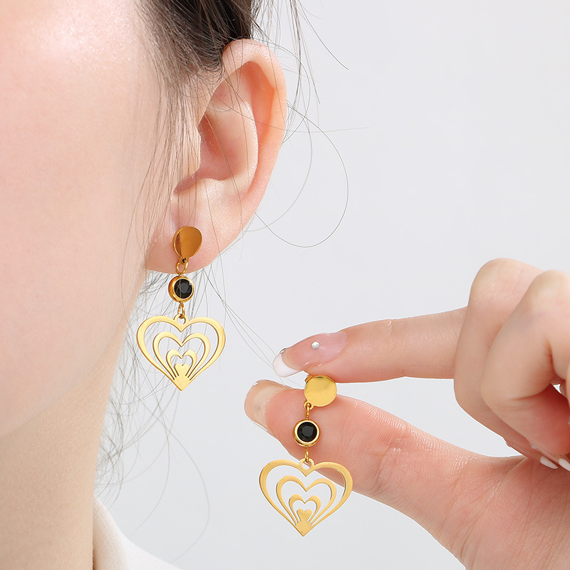 1 Pair Elegant Lady Heart Shape Plating Stainless Steel Drop Earrings display picture 16