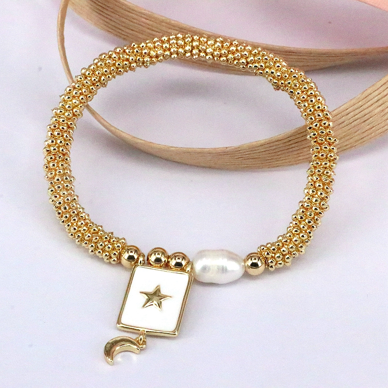 Elegant Vintage Style Luxurious Cross Star Heart Shape Copper 18k Gold Plated Zircon Bracelets In Bulk display picture 10