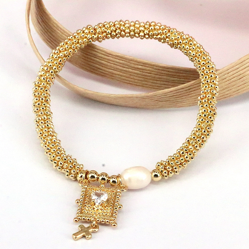 Elegant Vintage Style Luxurious Cross Star Heart Shape Copper 18k Gold Plated Zircon Bracelets In Bulk display picture 8