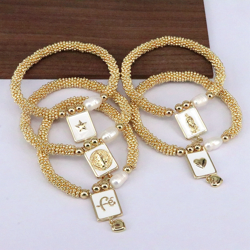 Elegant Vintage Style Luxurious Cross Star Heart Shape Copper 18k Gold Plated Zircon Bracelets In Bulk display picture 12
