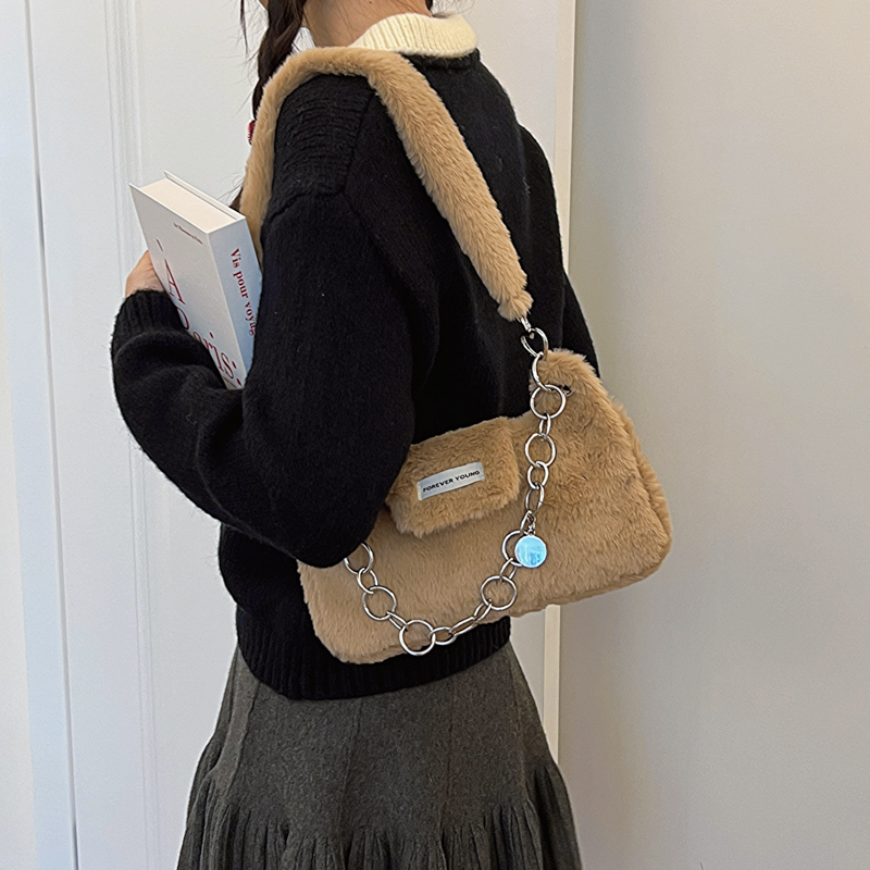 Women's Plush Solid Color Cute Square Zipper Shoulder Bag Crossbody Bag display picture 3