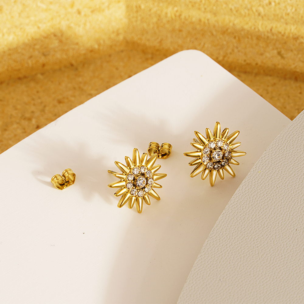 1 Pair IG Style Elegant Luxurious Flower Plating Inlay 304 Stainless Steel Rhinestones 18K Gold Plated Ear Studs display picture 2