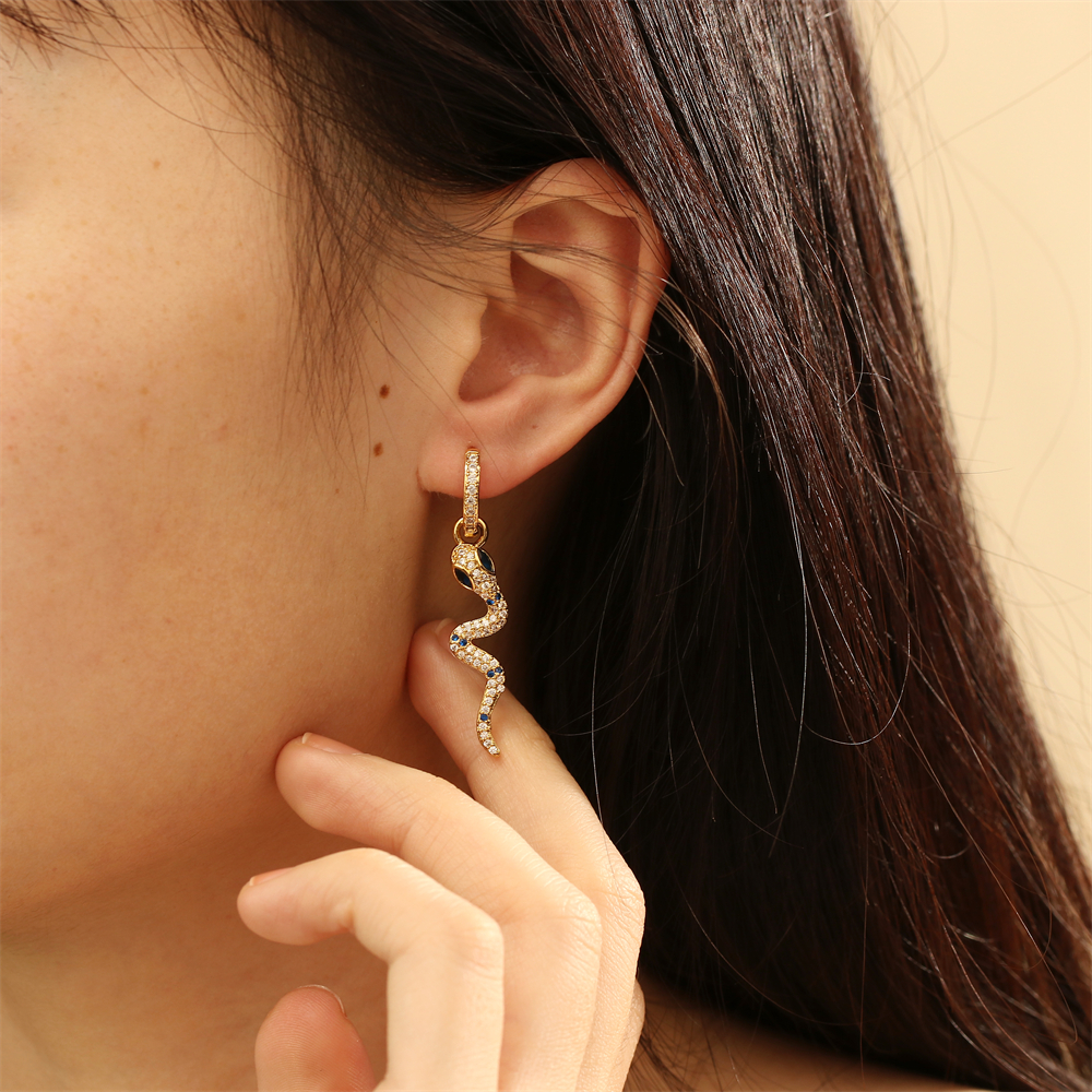 1 Piece Simple Style Snake Plating Inlay Copper Zircon 18k Gold Plated Drop Earrings display picture 6