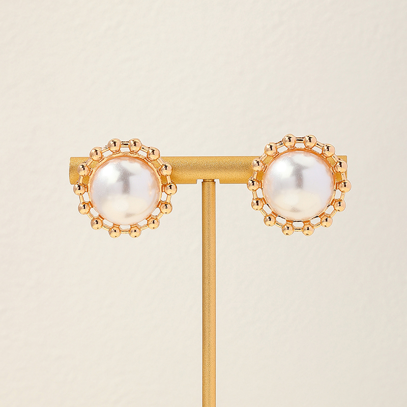 1 Pièce Princesse Classique Mignon Rond Placage Incruster Alliage Perles Artificielles Boucles D'oreilles display picture 2