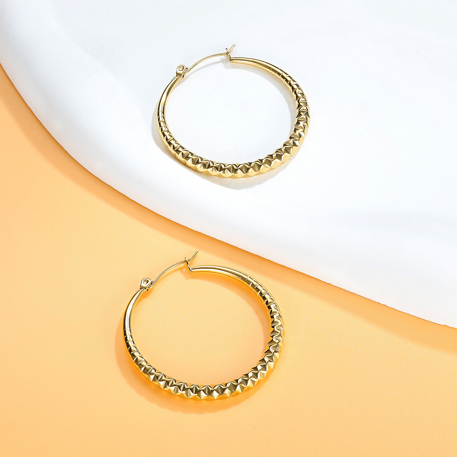 1 Pair Simple Style Waves Plating 304 Stainless Steel 18K Gold Plated Hoop Earrings display picture 4