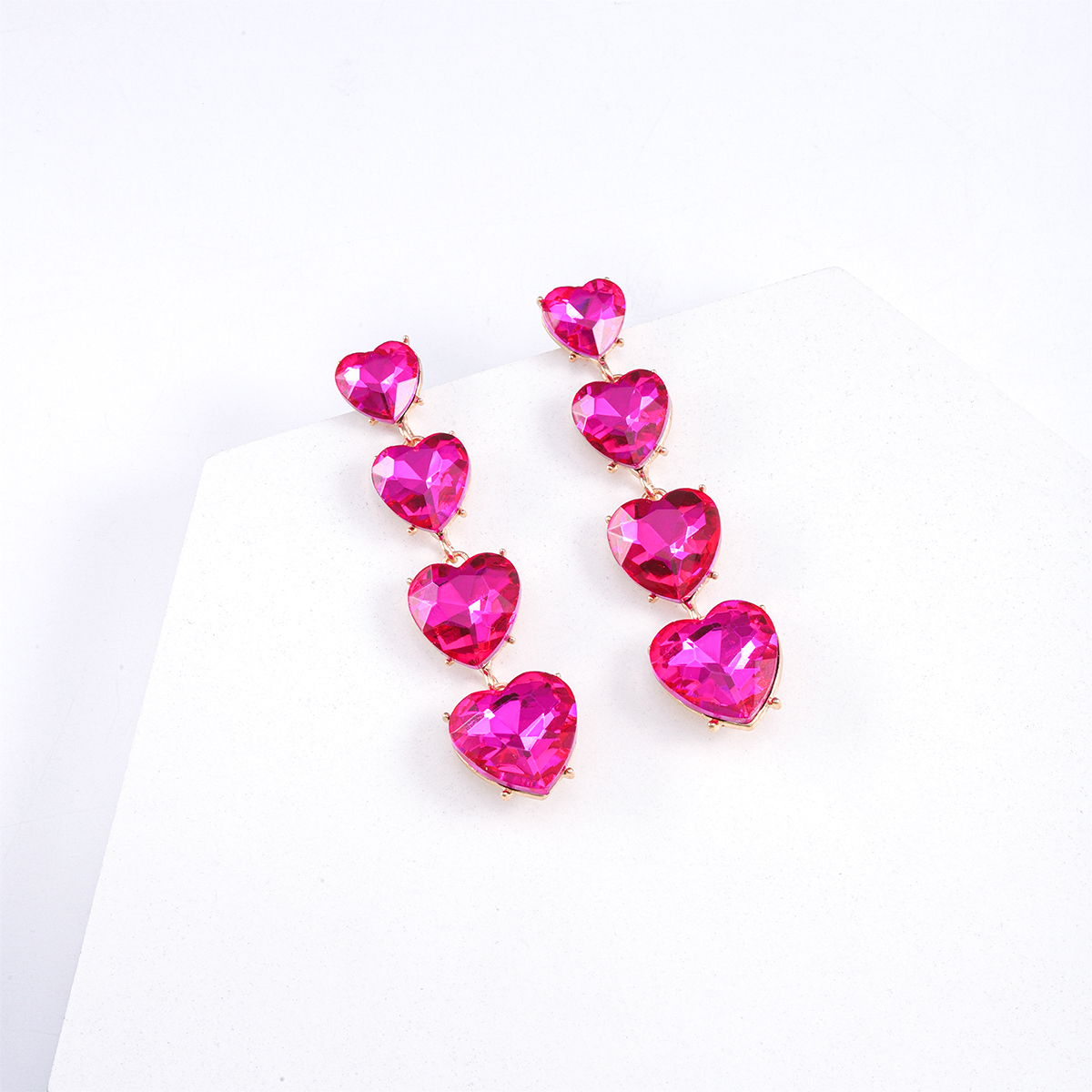 1 Pair Elegant Vintage Style Lady Heart Shape Plating Inlay Alloy Artificial Rhinestones Gold Plated Drop Earrings display picture 2
