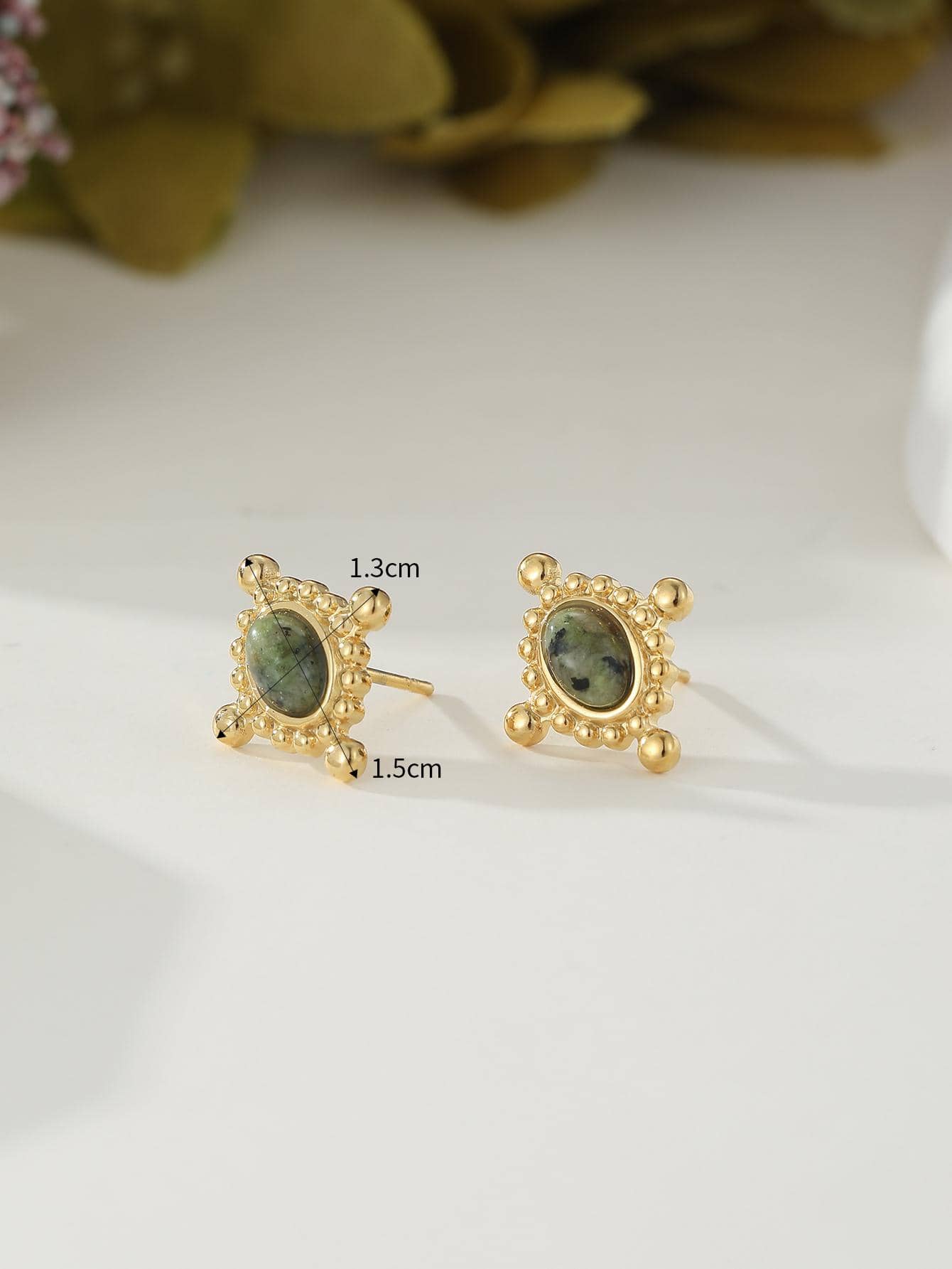 1 Pair Retro Oval Plating Inlay 304 Stainless Steel Turquoise 18K Gold Plated Ear Studs display picture 3
