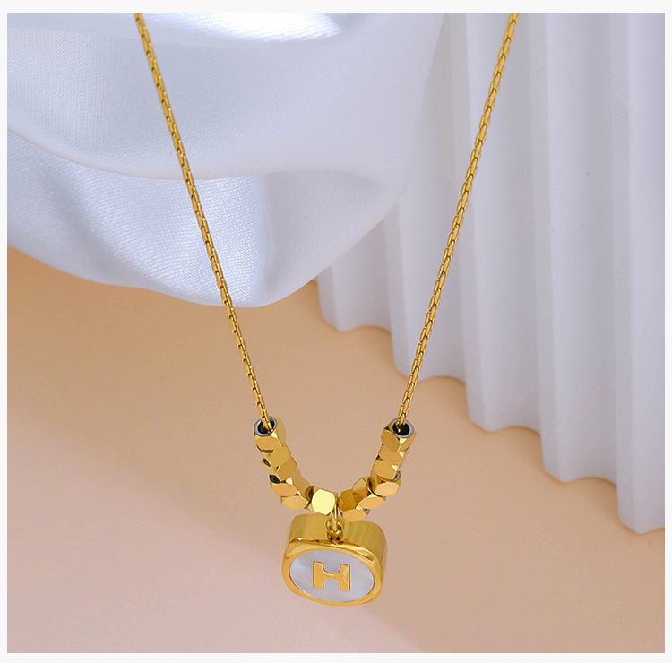 Acier Inoxydable 304 Plaqué Or 18K Style Simple Placage Incruster Lettre Coquille Pendentif display picture 2
