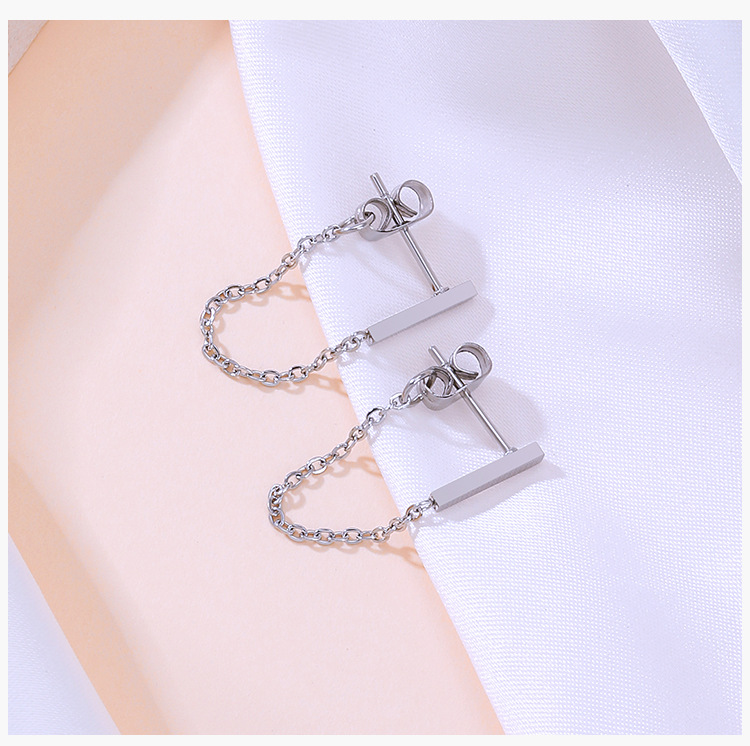 1 Pair Vintage Style Geometric Solid Color Plating Chain Titanium Steel 18K Gold Plated Drop Earrings display picture 2