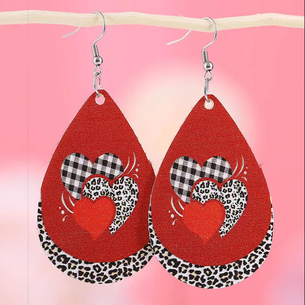 1 Pair Romantic Sweet Water Droplets Heart Shape Leopard Pu Leather Drop Earrings display picture 5