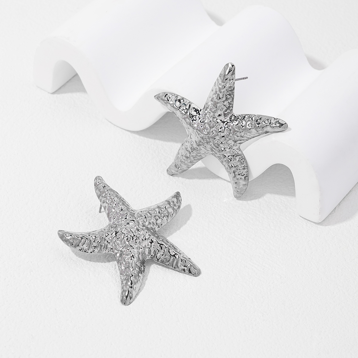 1 Pair Casual Cute Star Starfish Plating Alloy Ear Studs display picture 10